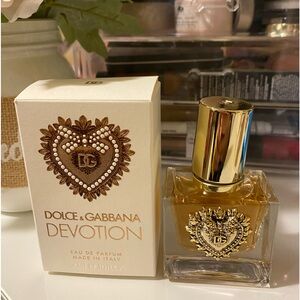 Dolce & Gabbana Devotion perfume
